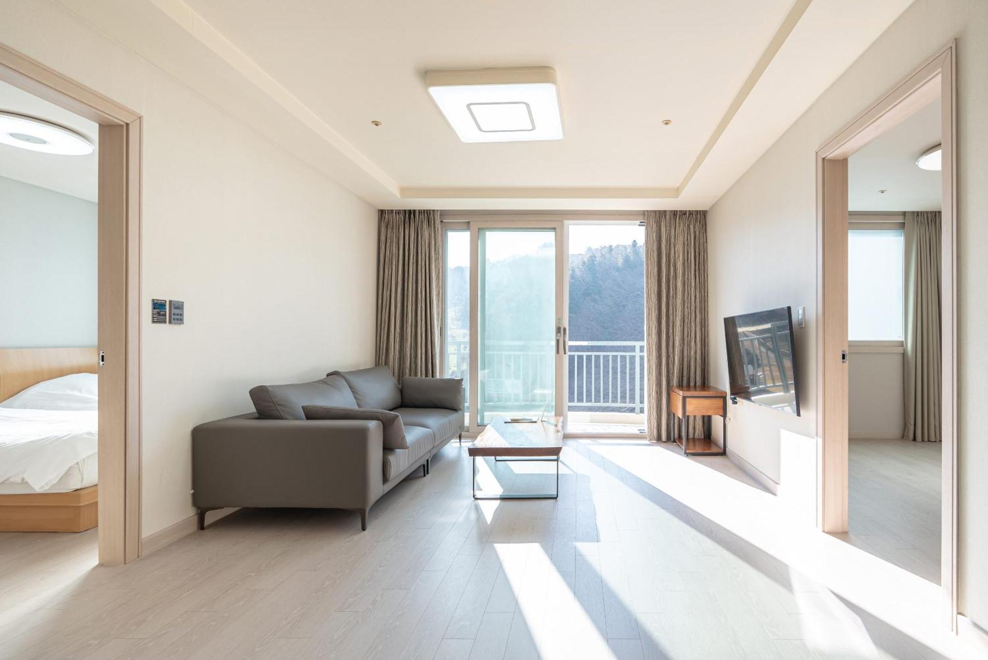 Elysian Gangchon Resort Chuncheon Exteriör bild