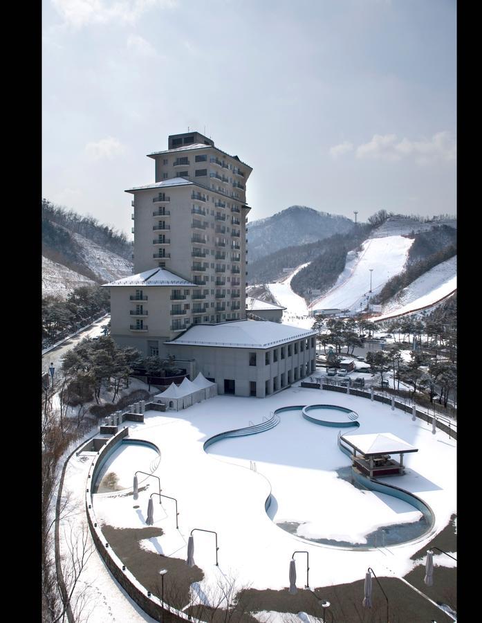 Elysian Gangchon Resort Chuncheon Exteriör bild